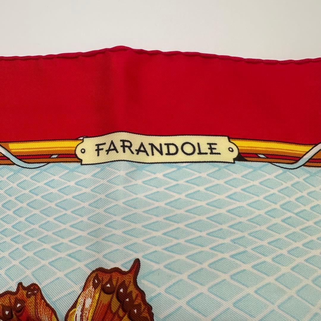 HERMES-PARIS 蝶デザイン シルクスカーフ