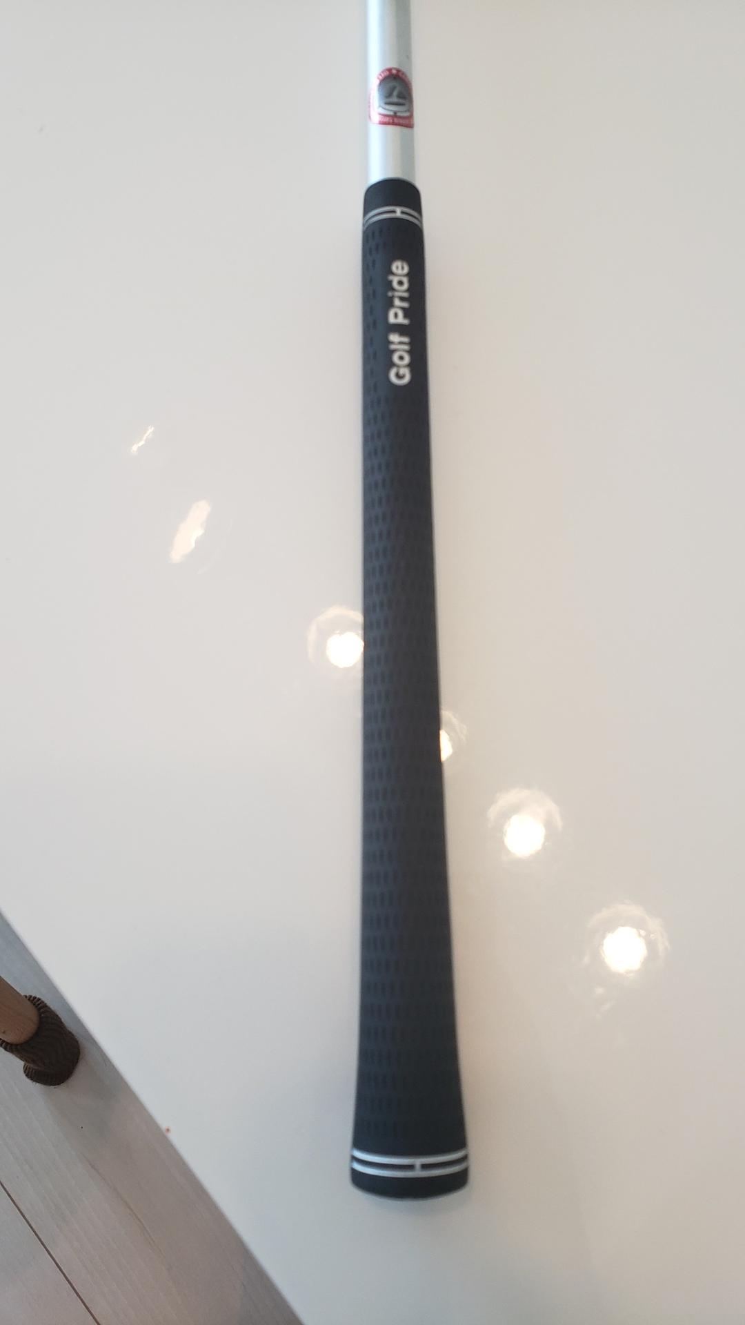 テーラーメイド スリーブ付きシャフト TourAD IZ -6　S