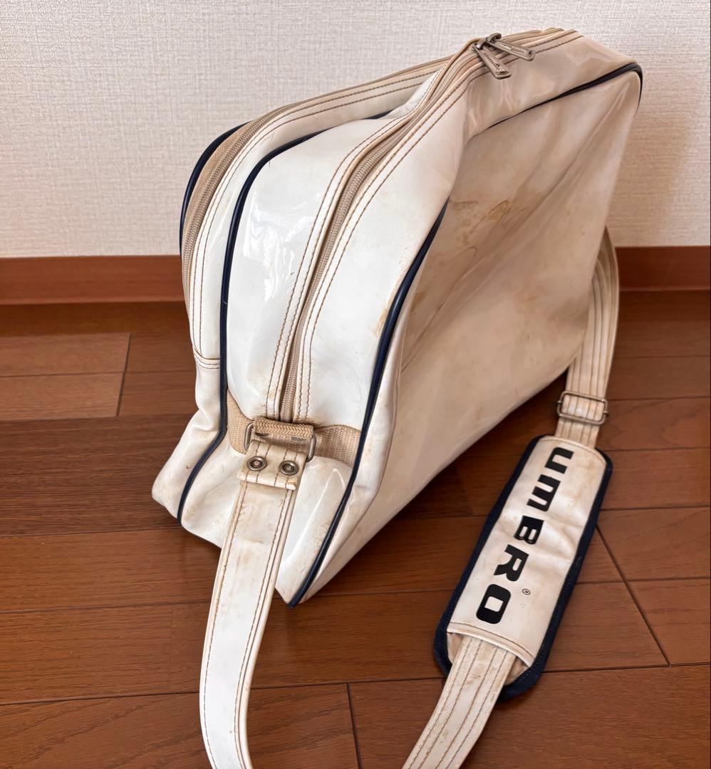 UMBRO イングランドエナメルバッグ 元日本代表サイン入り