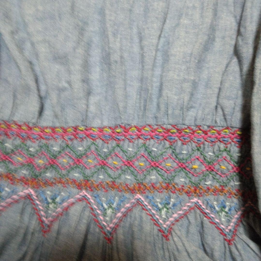 お値下　ピンクハウス系　アツキオオニシ　青色刺繍入り長袖シャツワンピース