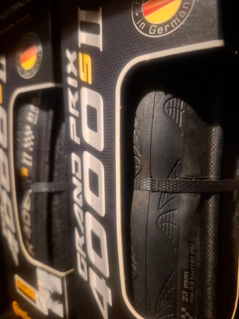 ね*ん様 Continental Grand Prix 4000 S II 70