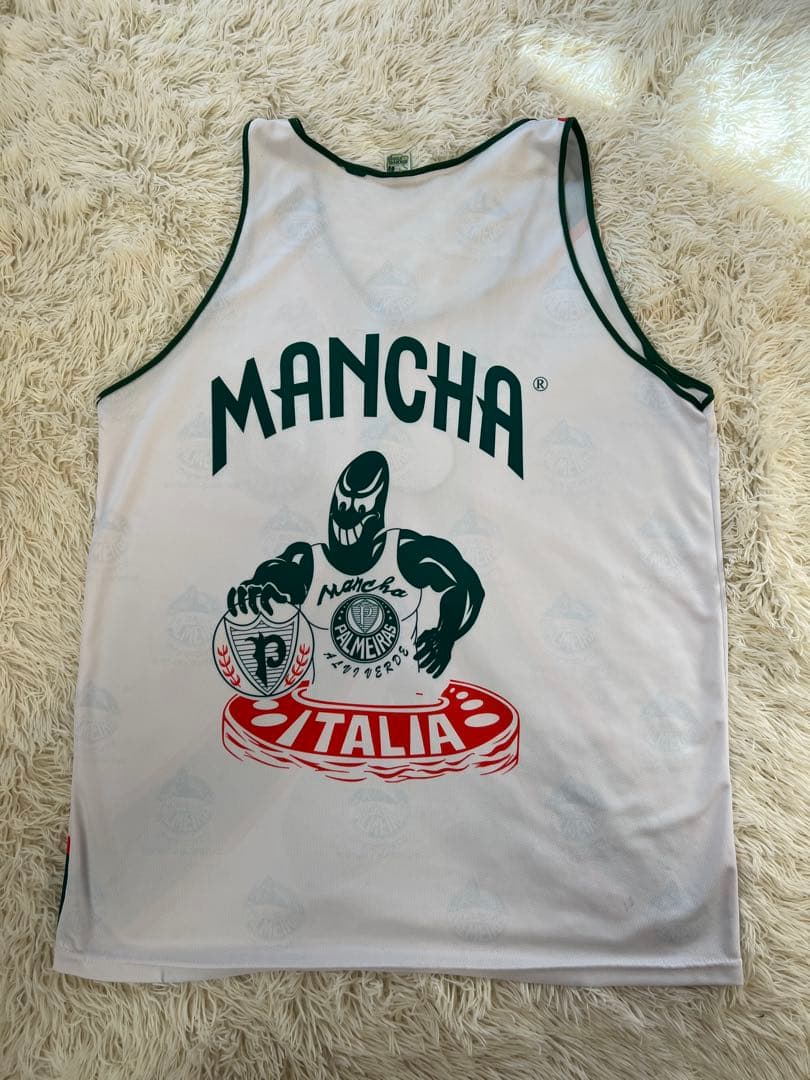 パルメイラスの応援団のキャップ1点とノースリーブTシャツ1点のセット