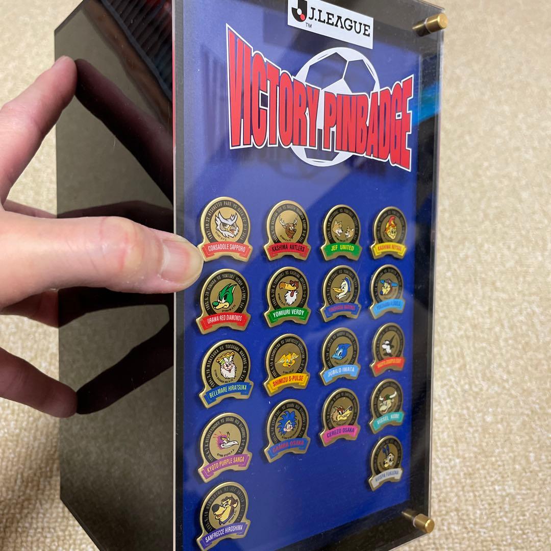 J.LEAGUE VICTORY PINBADGE 18チーム