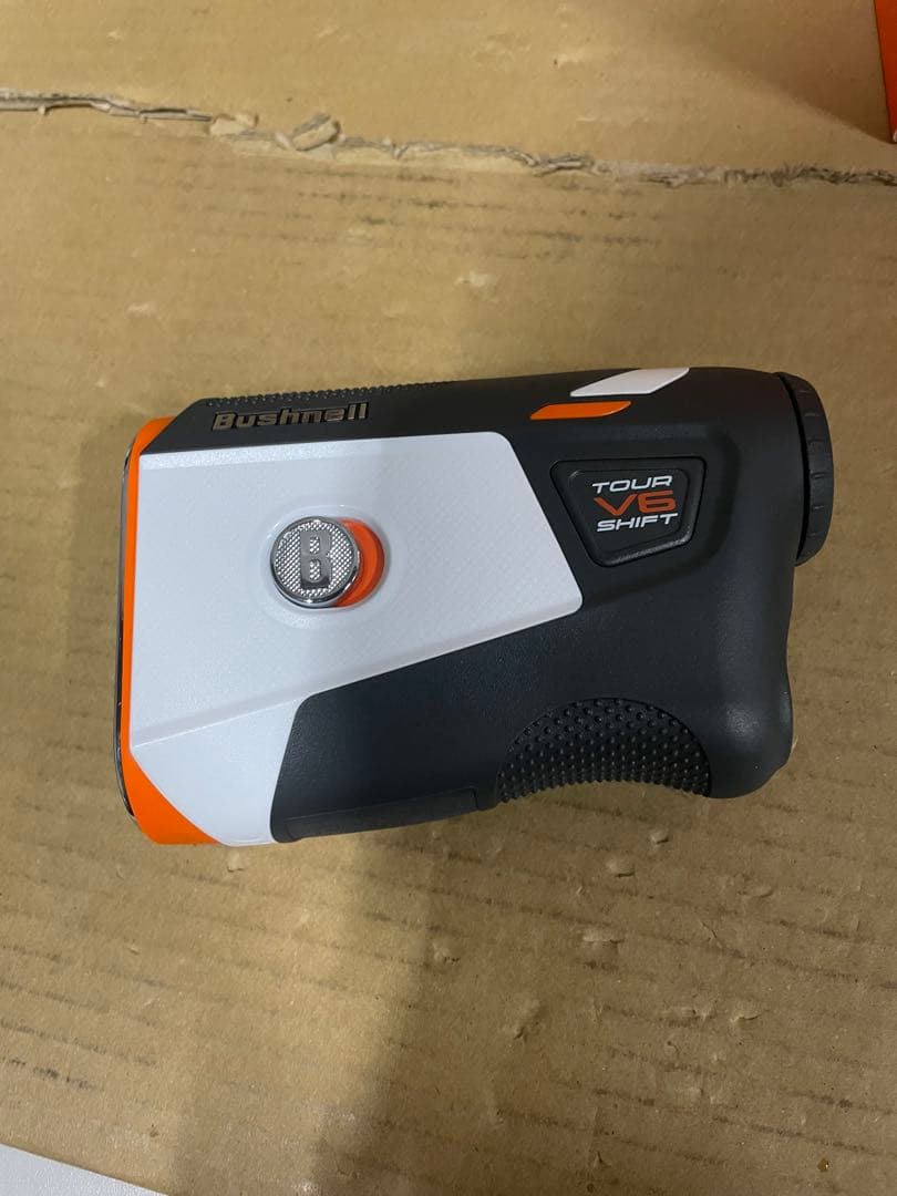 k*b様 Bushnell ピンシーカー ツアーV6シフトジョルト ホワイト