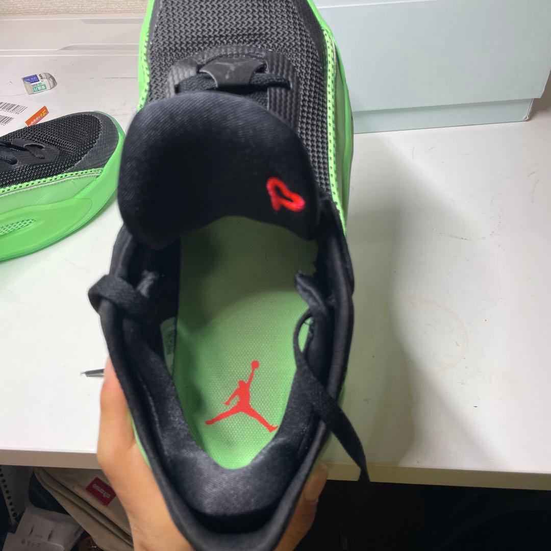 バスケットボールシューズ　ルカ5