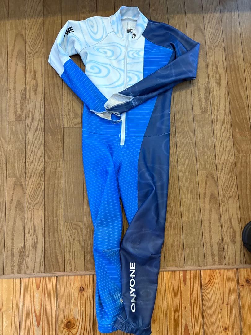 ONYONE アルペンスキーワンピース　ホワイト/ブルー