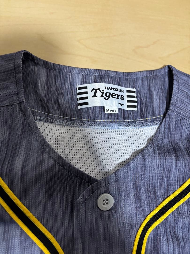 阪神タイガース ビジター ユニフォーム 無地 背番号なし M