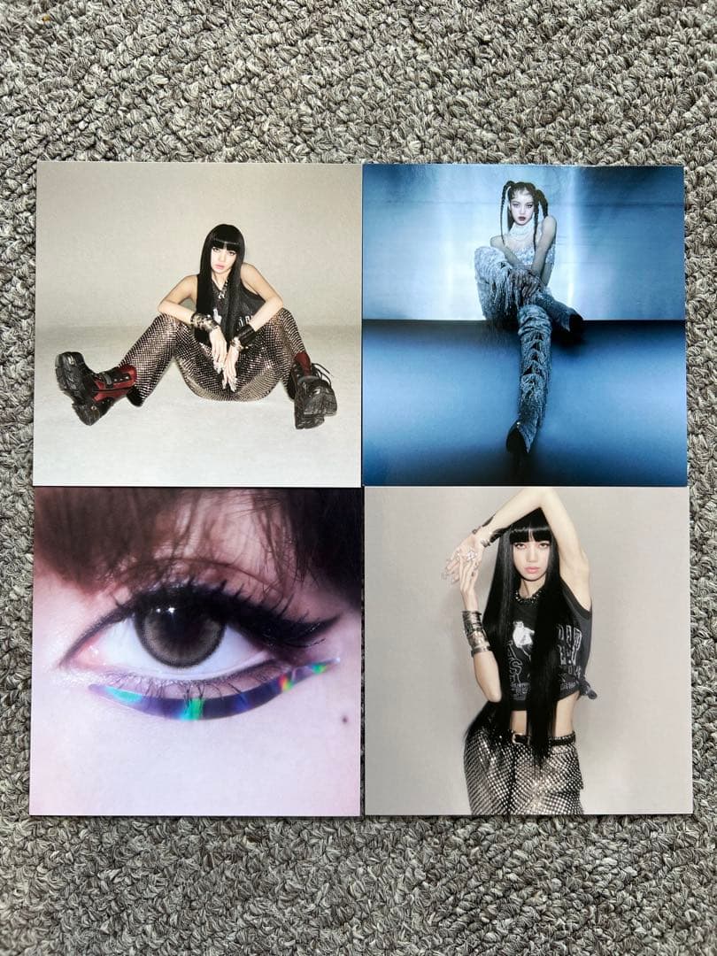 BLACKPINKリサFIRSTSINGLEALBUMフォトカード付き✨3セット