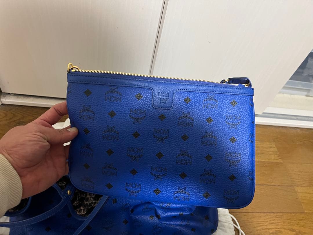 MCM 青 レザートートバッグ ポーチ付き