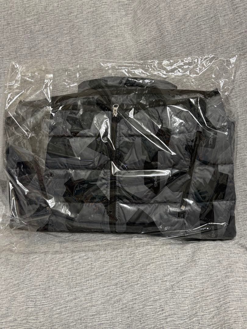 S ☆新品タグ付☆ ピン PING カモ柄中綿ブルゾン　レディース　ゴルフ