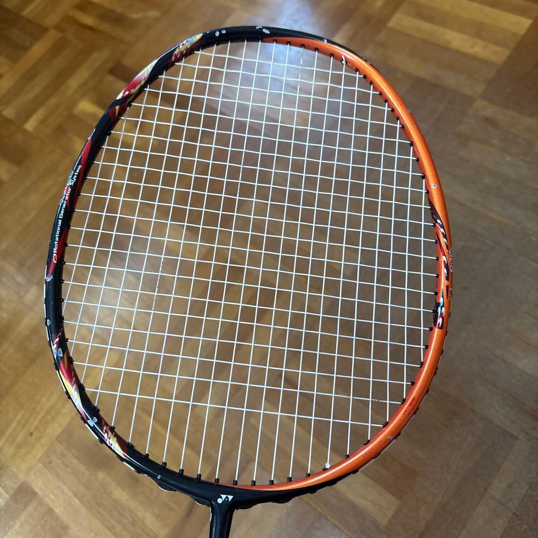 YONEXASTROX 99 バドミントンラケット
