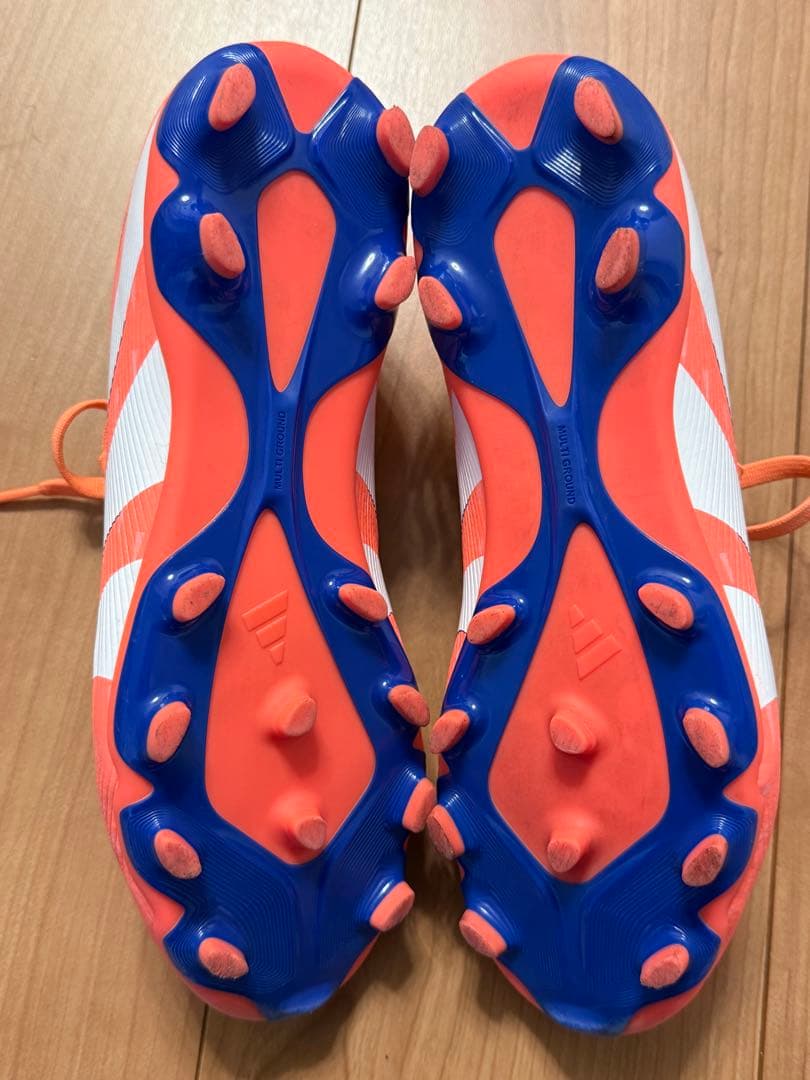 キッズ プレデター LEAGUE HG/AG / 土・人工芝用 adidas