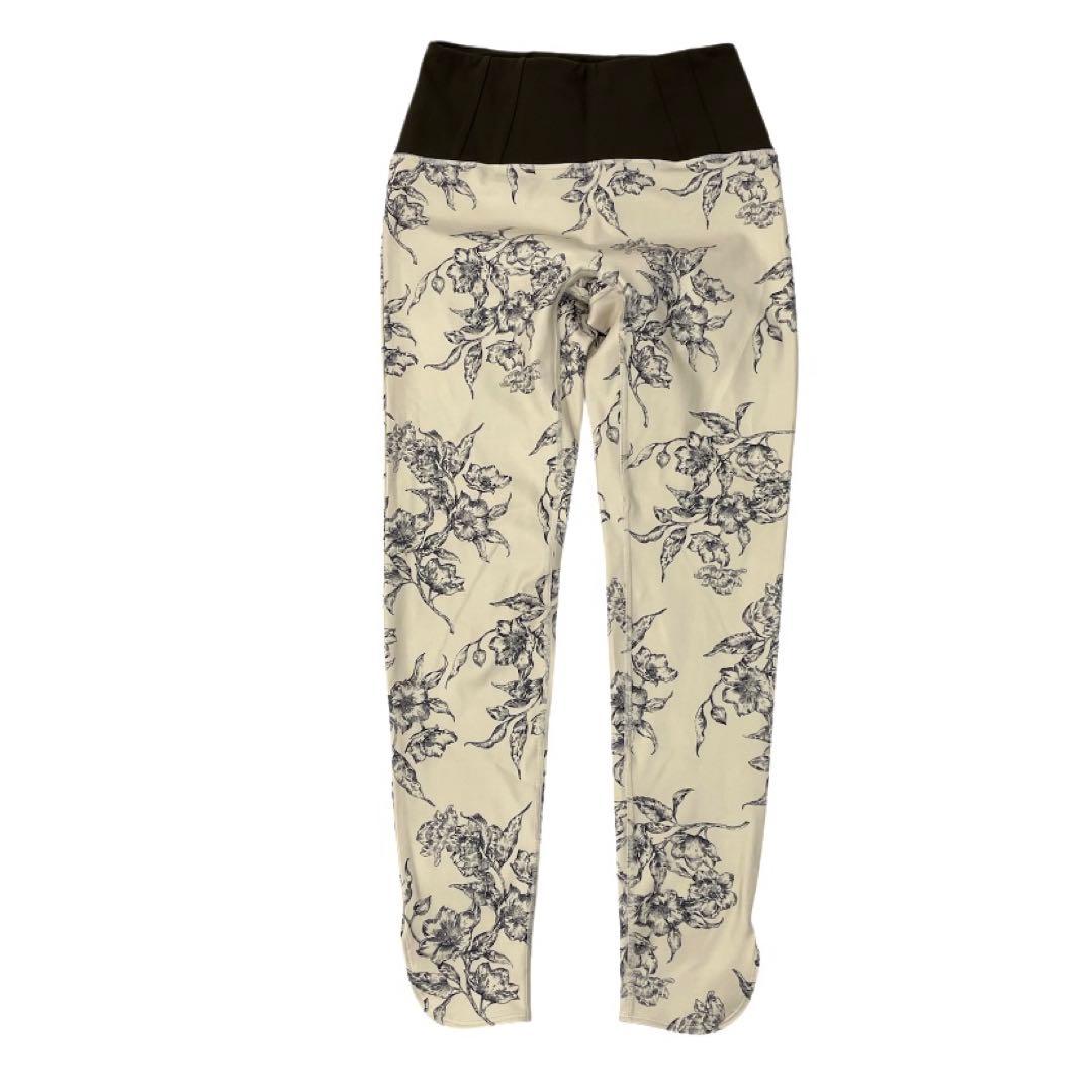 SUKALA フラワープリント　ヨガウェア　セットアップ3246