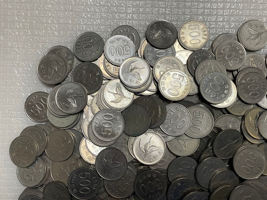 古銭　韓国古銭　韓国ウォン　韓国硬貨　韓国　500ウォン　100ウォン