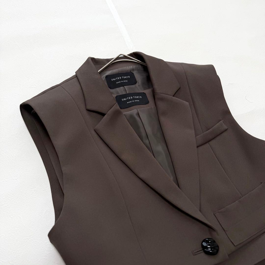美品　ユナイテッドトウキョウ　オプティカル2wayベスト　レイヤード　ブラウン