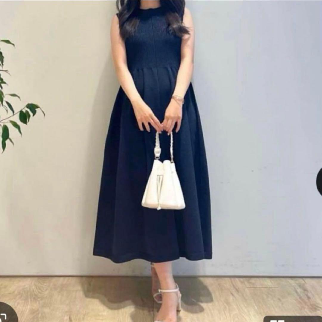 【美品】アプワイザーリッシェ (店舗限定)ホールガーメントワンピース ネイビー