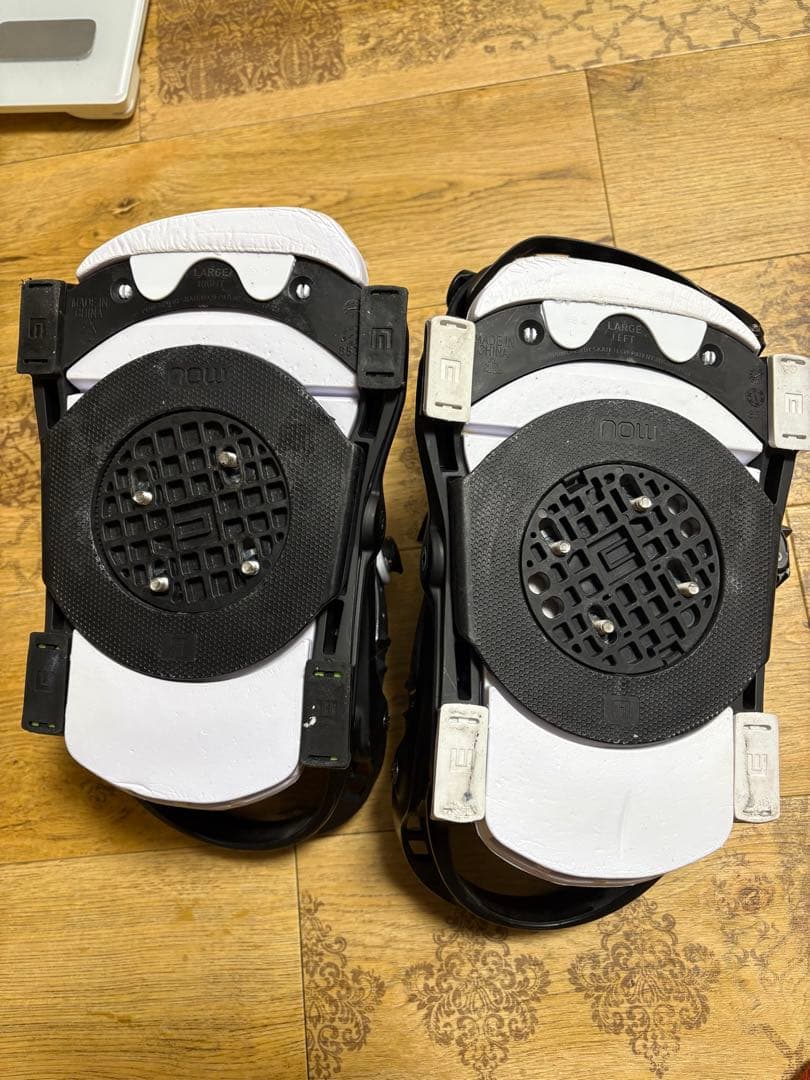 JONES スノーボード ビンディング