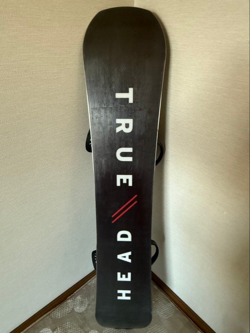【今がお買い得✨】TRUE スノーボード ビンディング付き 　サイズ155cm