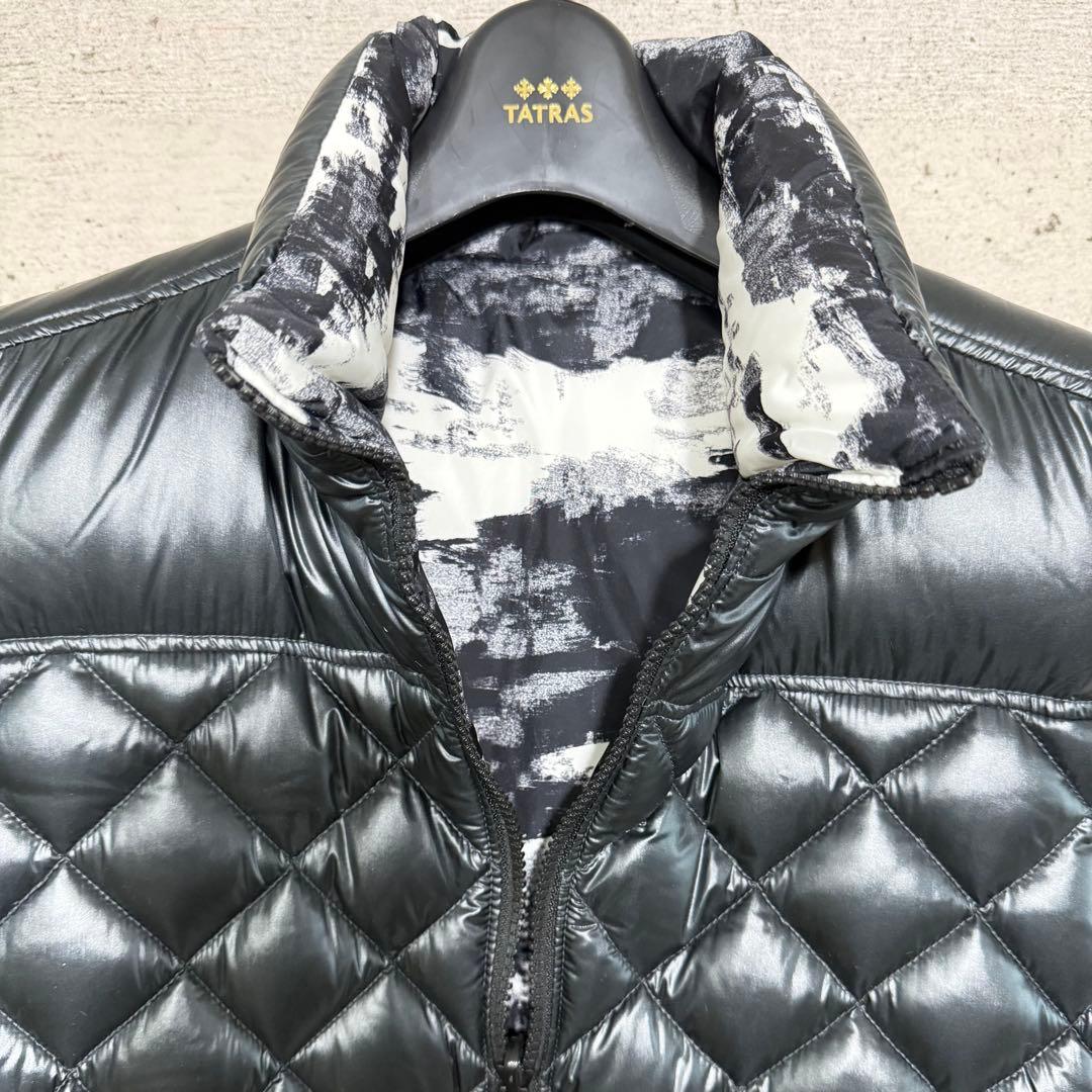 新品　タトラス　ダウンベスト　チャコールグレー　タイダイ　迷彩　リバーシブル