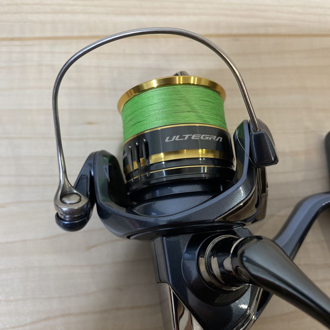 ULTEGRA C2000S スピニングリール