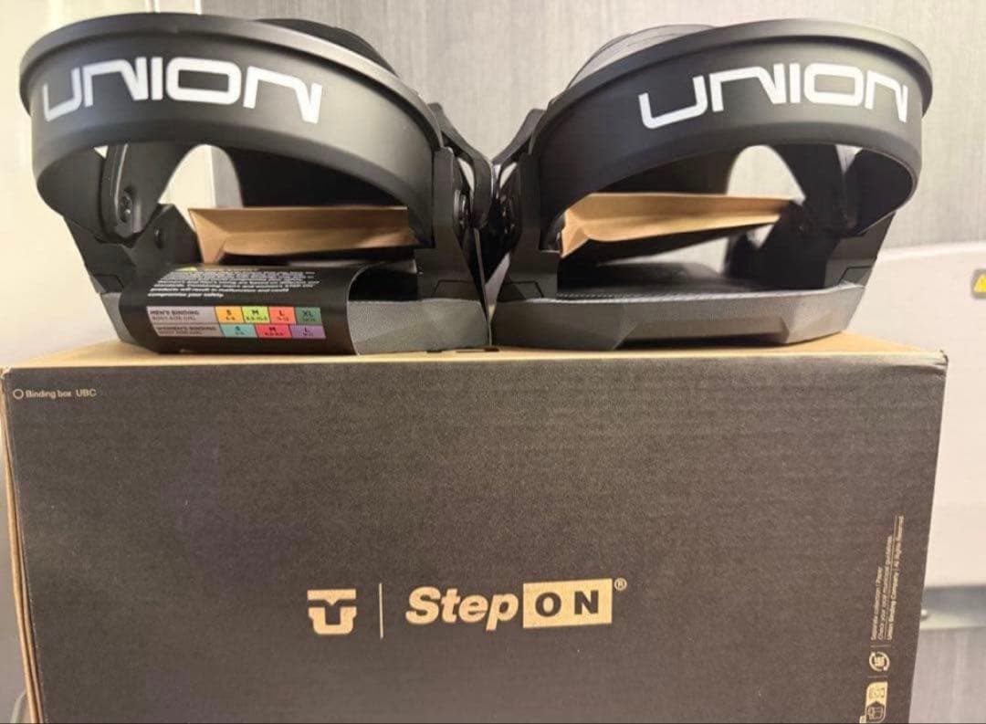 UNION スノーボードビンディング 26 ATLAS STEP ON