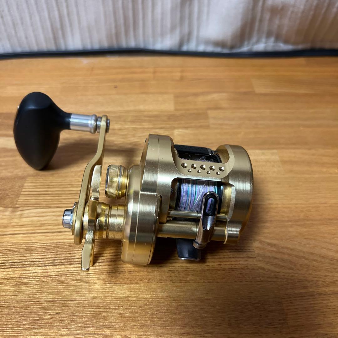 SHIMANO 15OCEA CONQUEST 300PG ゴールド