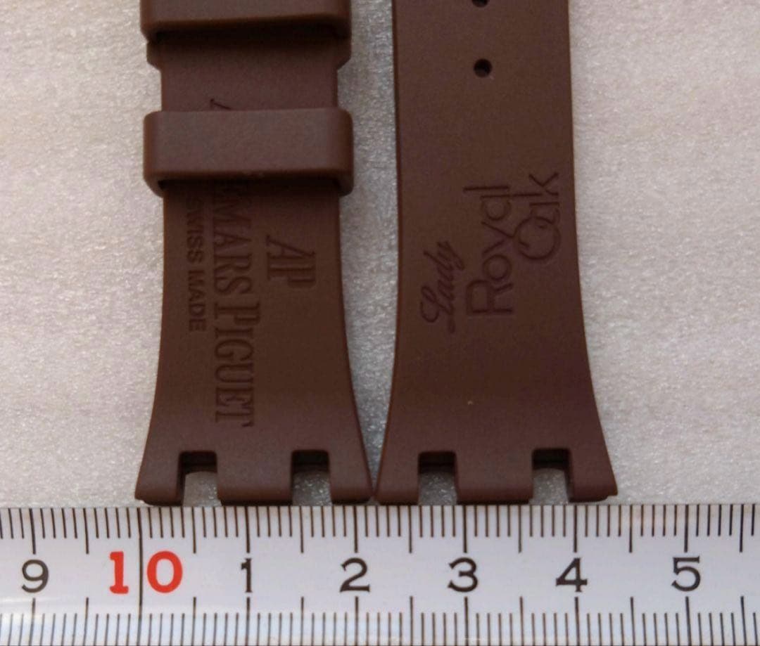 オーデマ・ピゲ ロイヤルオーク 純正ベルト (ラバー／ブラウン)