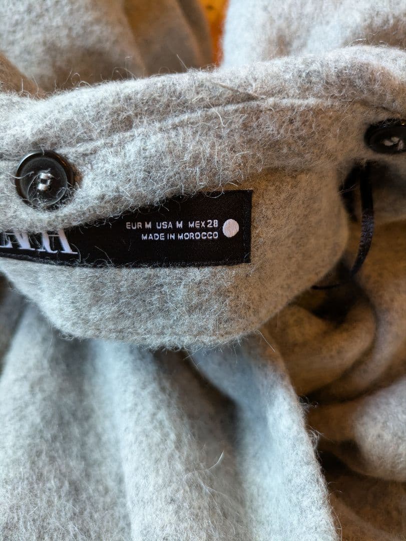 グレー アンゴラナイロンウール混ポンチョコートZARA