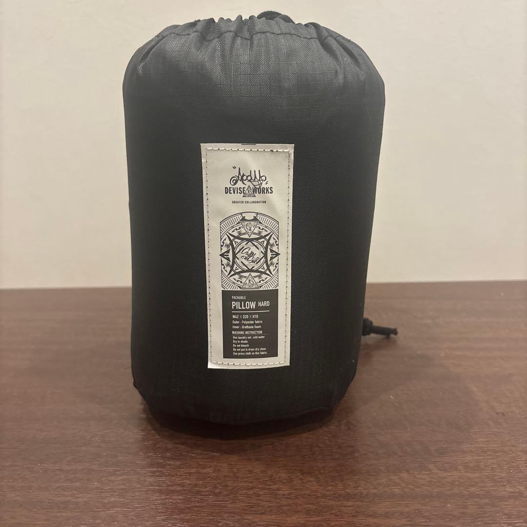 【美品】DEVISE WORKS 黒紋章 MAKURA 枕 デバイスワークス