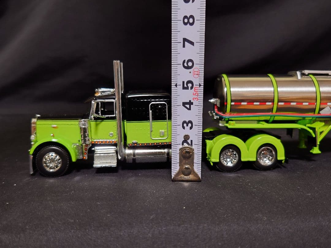 DCP1/64Peterbilt379ダイキャストプロモーショントラックミニカー