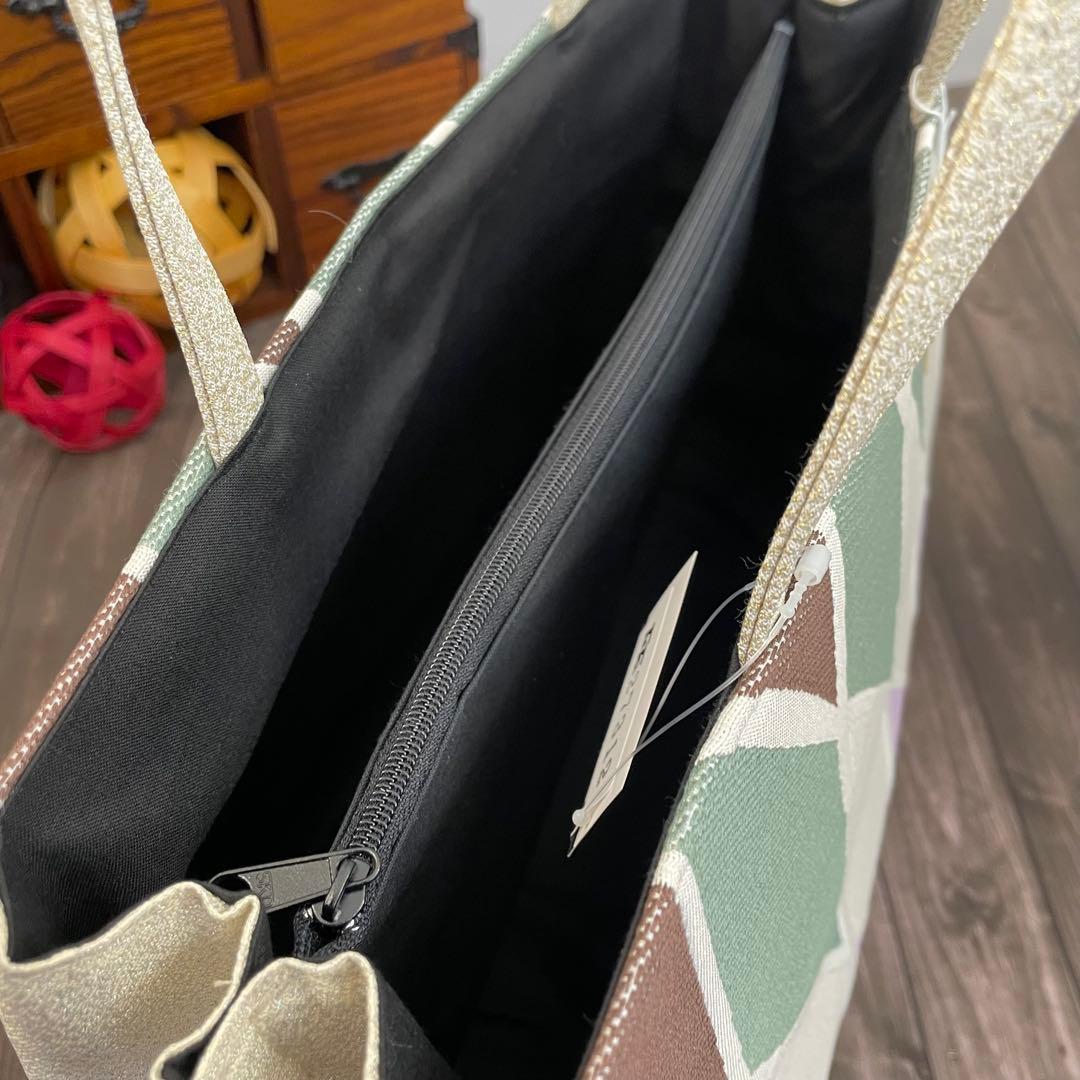 ☆2568✨初売りSALE❣️✨西陣帯地使用✨大容量手提げバッグ　新品