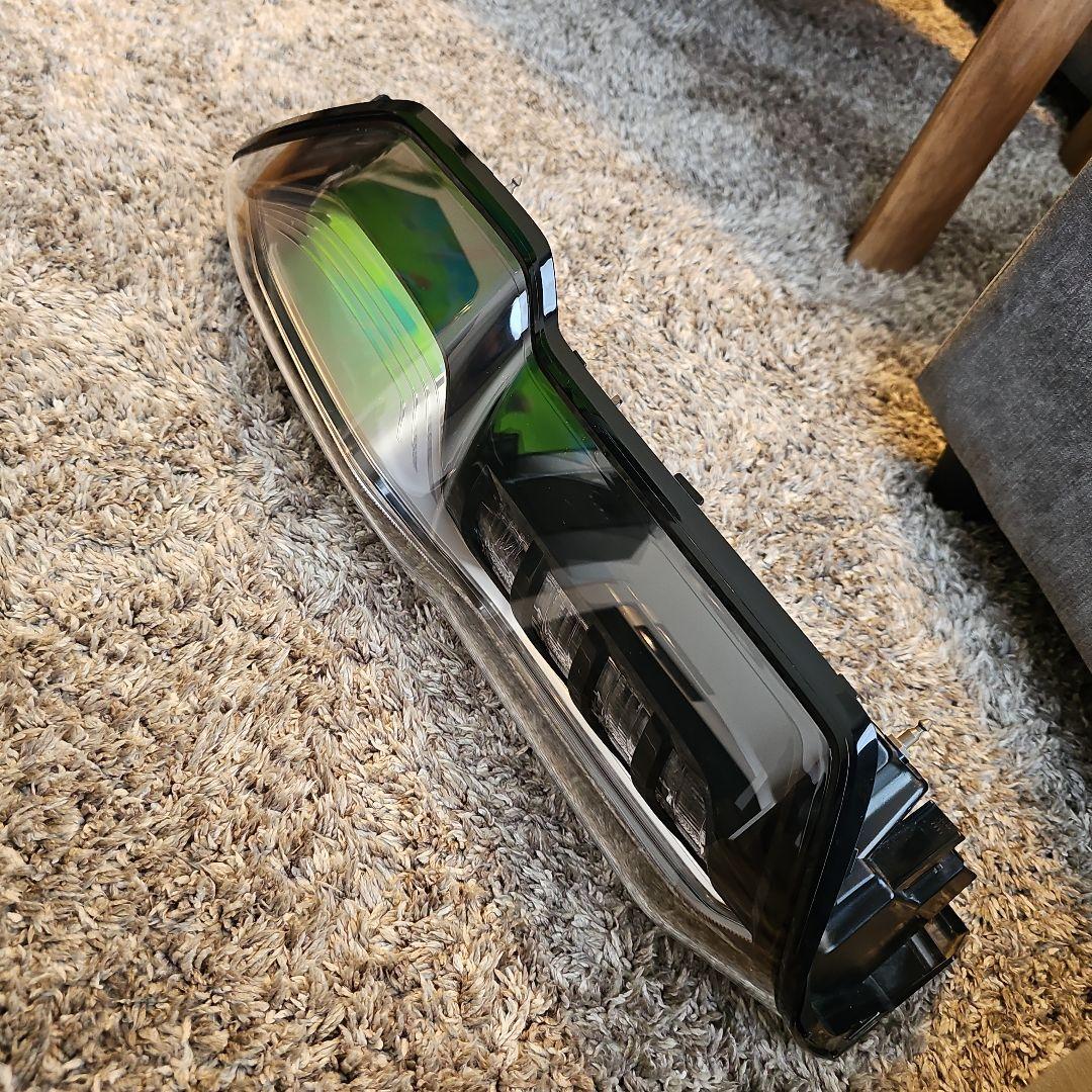 ホンダ　NBOX　JF3 JF4　右テールランプASSY