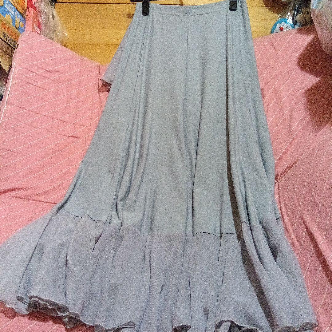 フレアスカート ライトグレー スパンコール