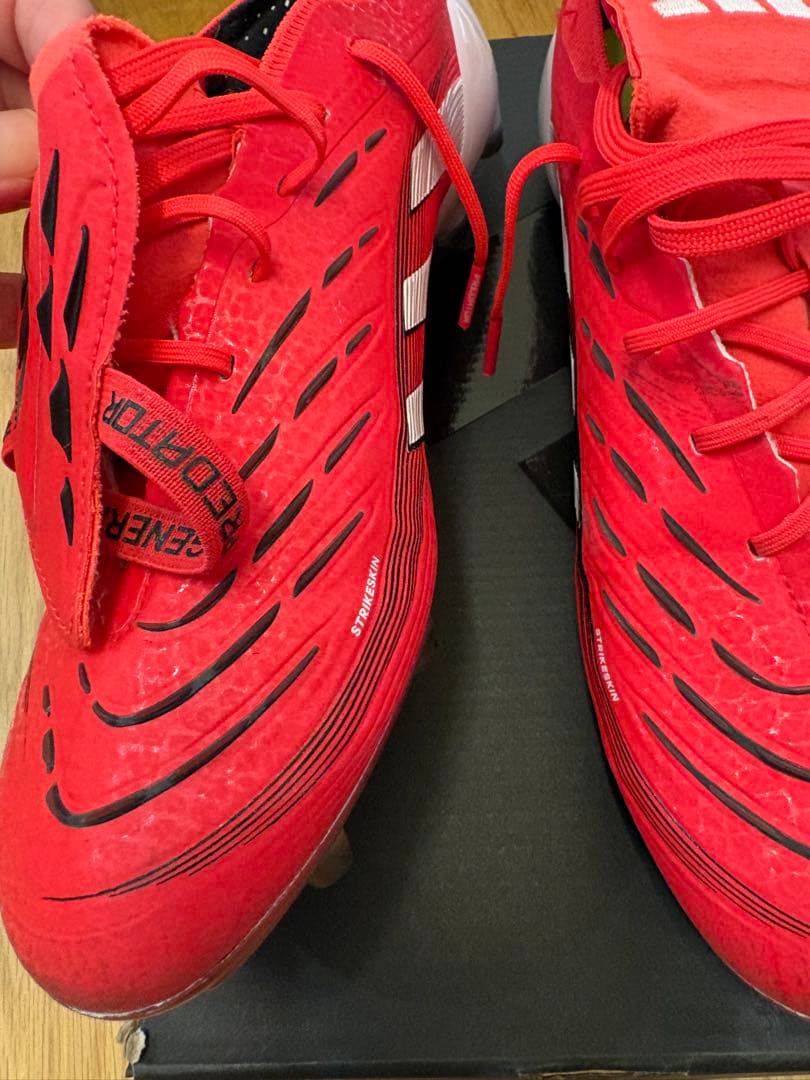 adidas Predator Elite レッド サッカーシューズ