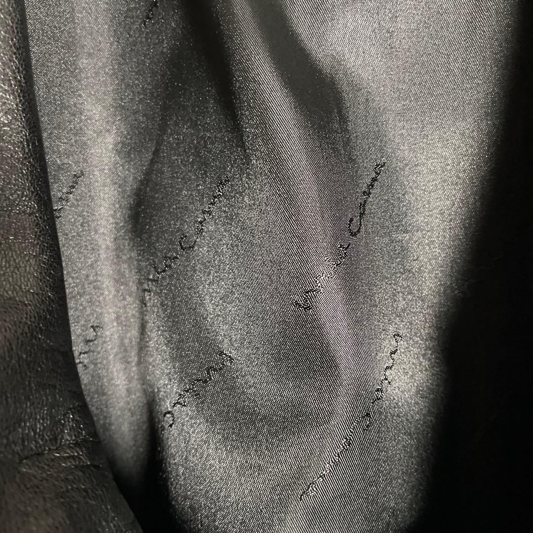 ペイズリー柄　レザージャケット　羊革　本革　希少デザイン　革巻きボタン　黒　古着