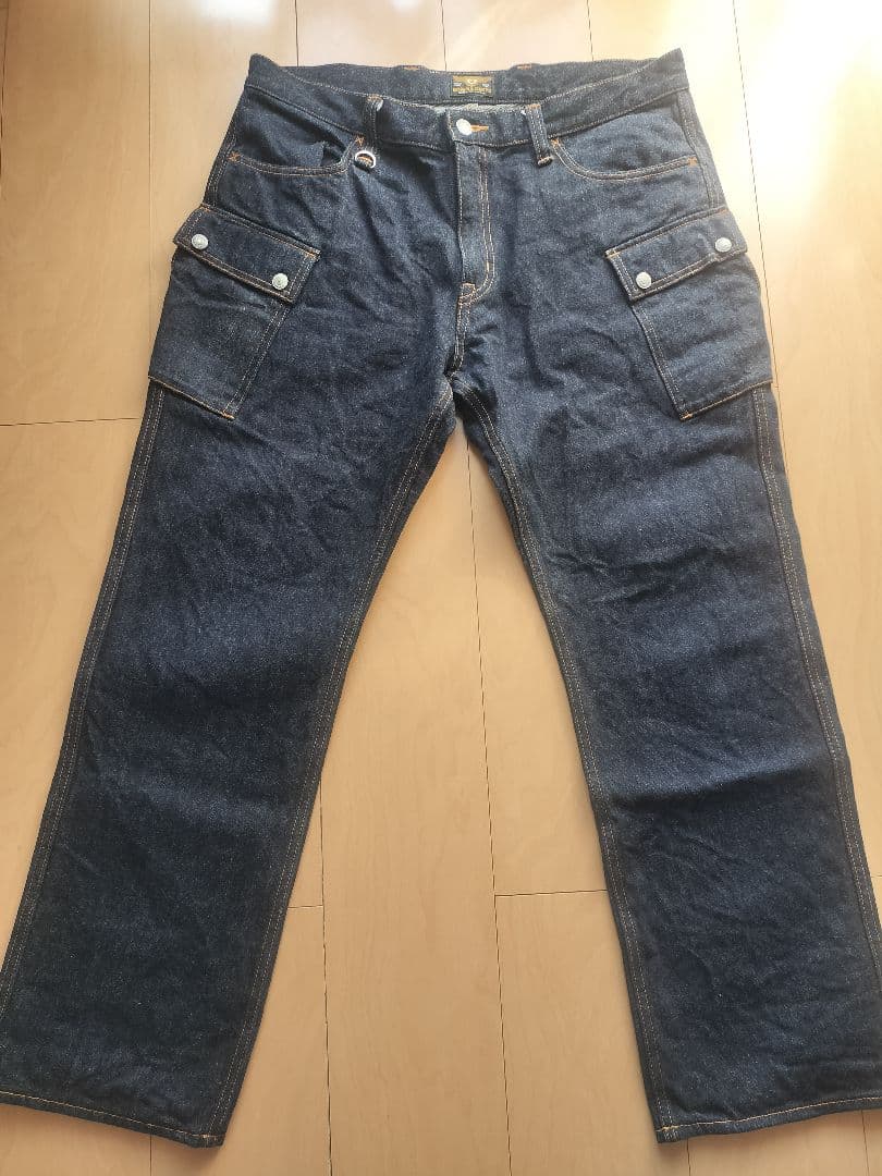 児島ジーンズ　デニムパンツ