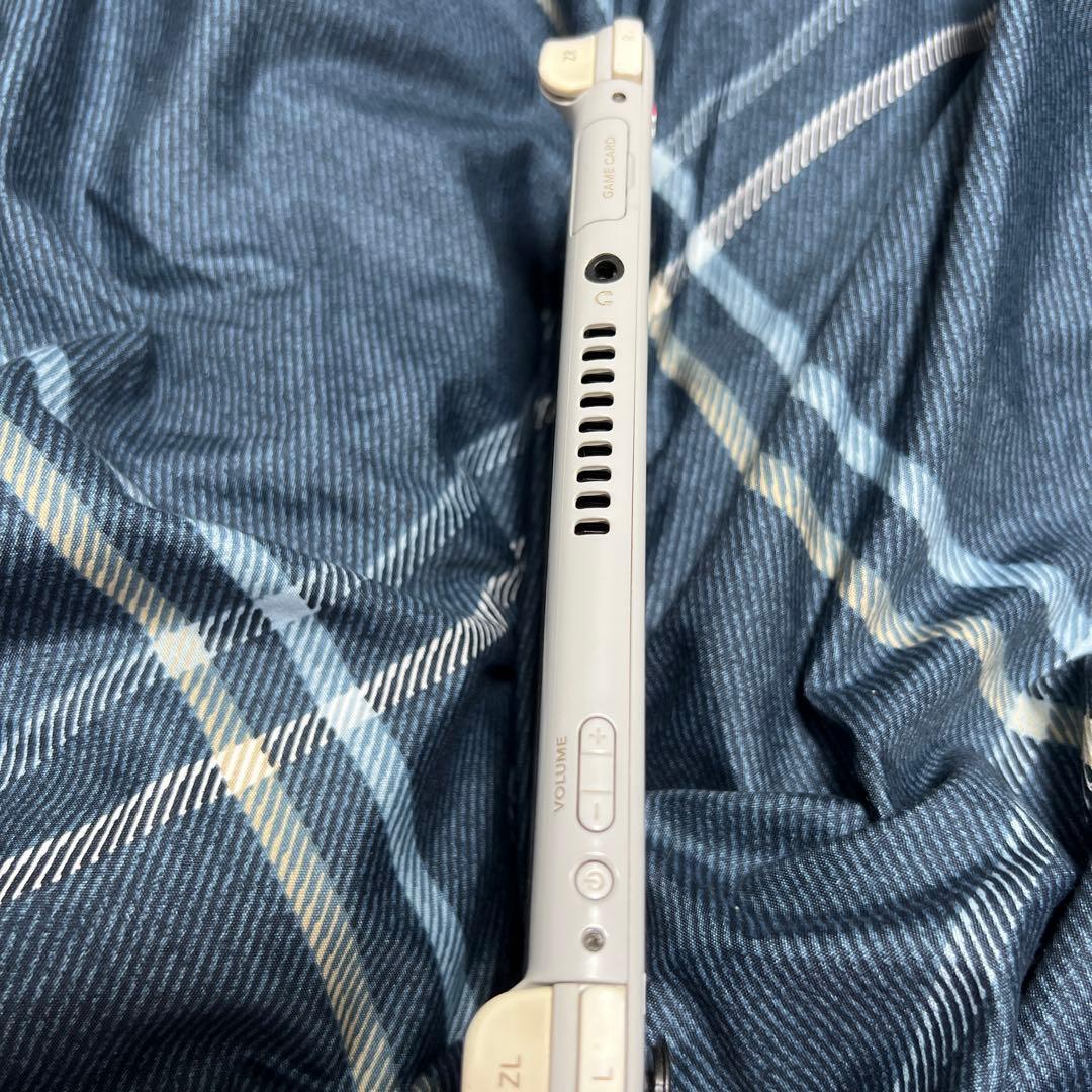 (ジャンク品)Nintendo Switch Lite ソード＆シールド