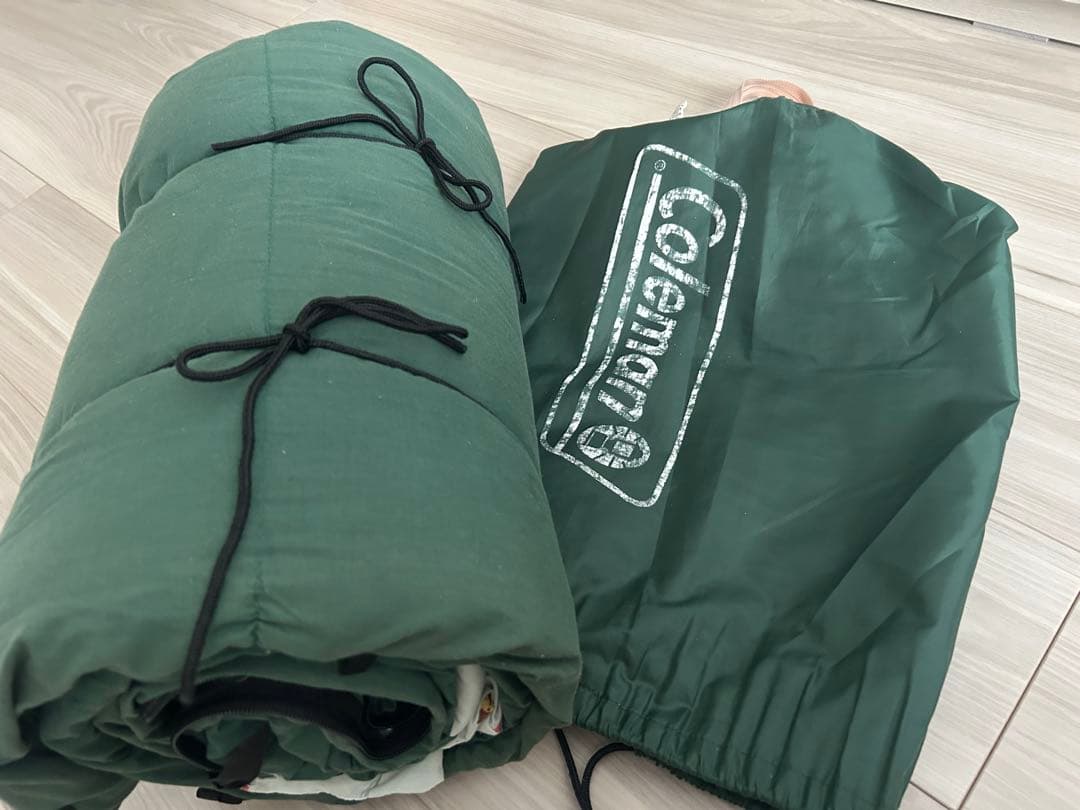 Coleman 寝袋 緑色 馬車デザイン