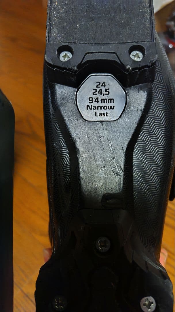 程度良アトミックスキーブーツAtomic Hawx130sUltra24.5cm