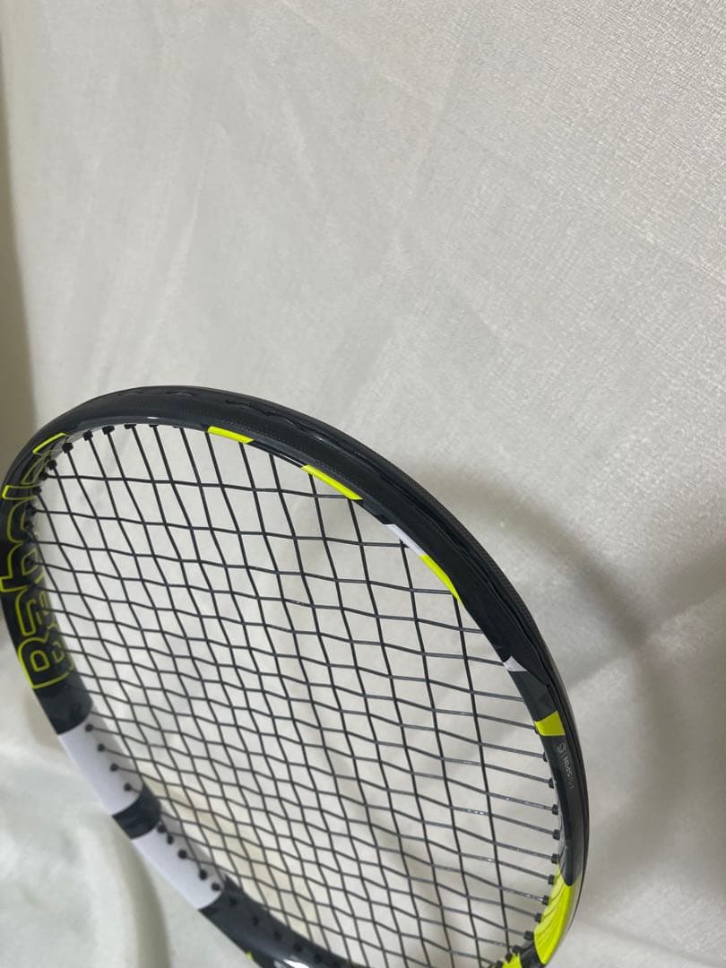 バボラピュアアエロチーム