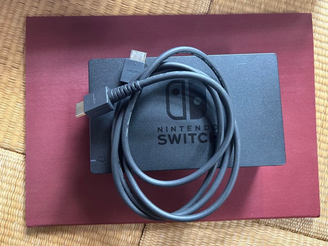 箱付きNintendo Switch本体+付属品ケースmicroSDすぐ使える