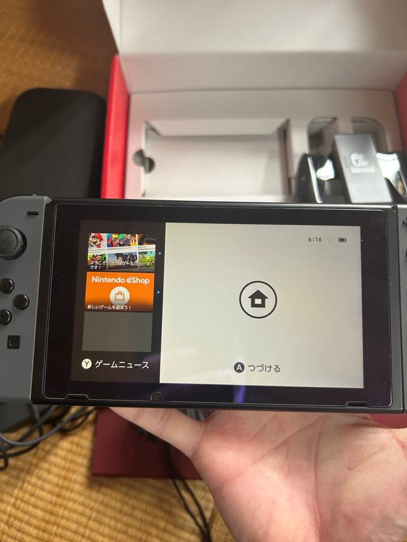 箱付きNintendo Switch本体+付属品ケースmicroSDすぐ使える