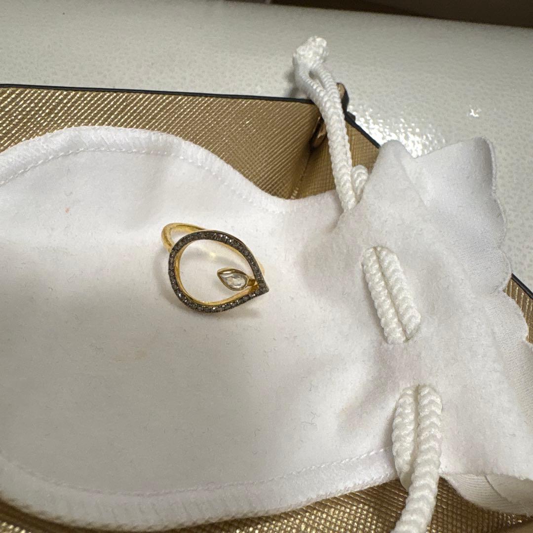 アルティーダウード　フラワーダイヤモンドリング