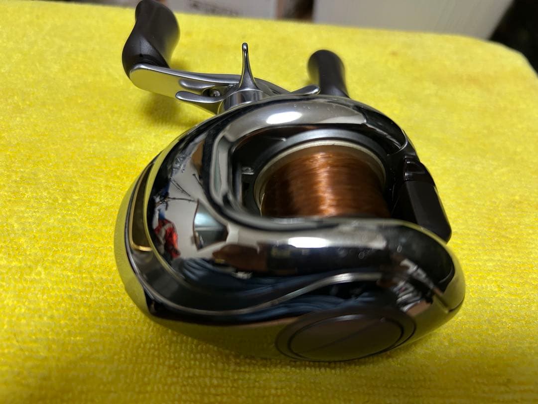 シマノ初代アンタレスRH220 右ハンドルになります。 ※【手渡し限定】‼️