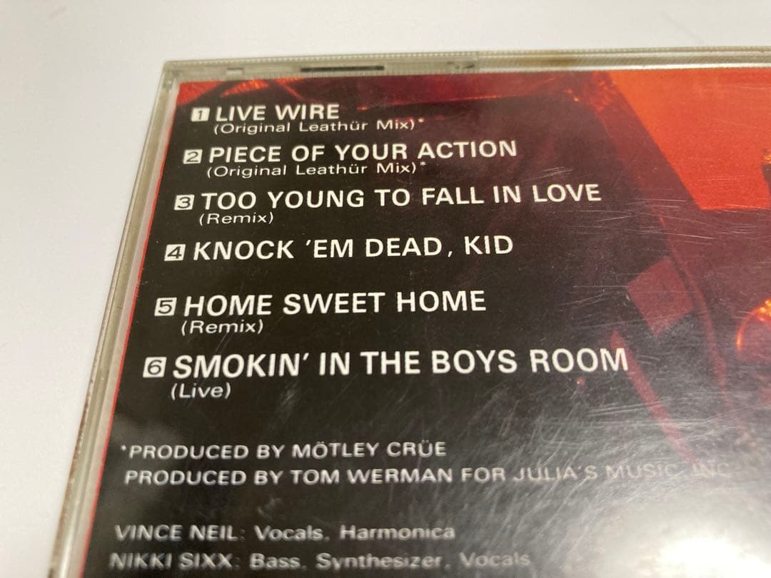 レアMötley Crüe サインCD モトリー クルー　motley crue