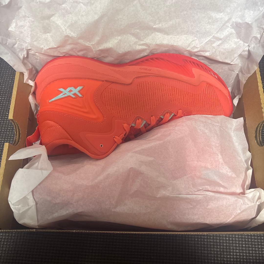 ピ*ツ様 ASICS バスケットボールシューズ オレンジ