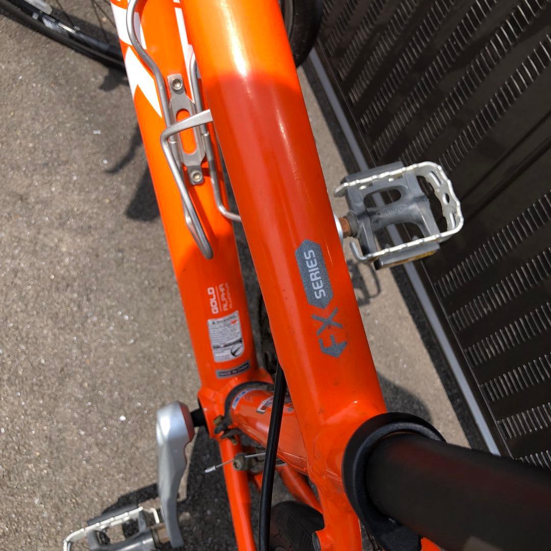 Trek クロスバイク オレンジ 700C 7段ギア