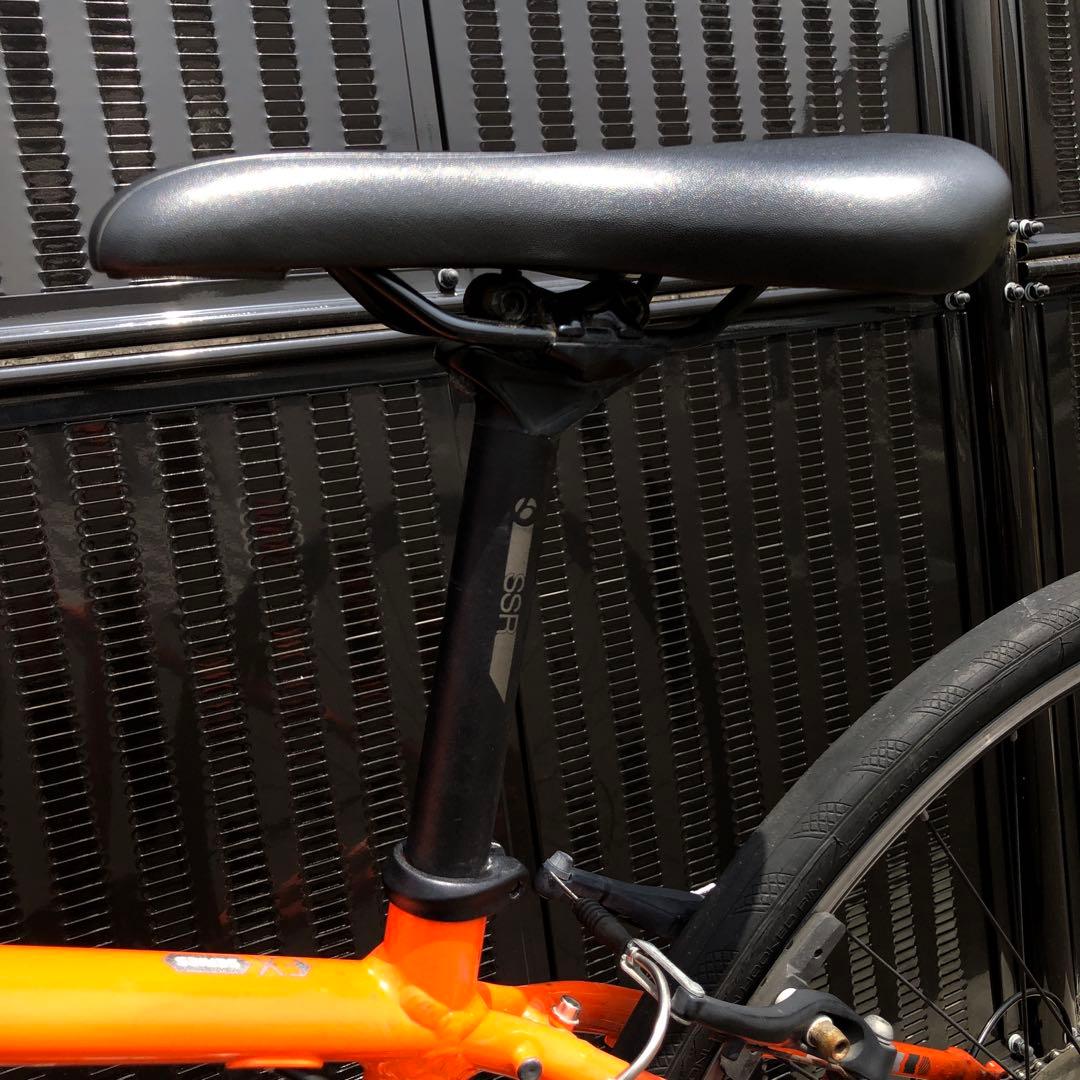 Trek クロスバイク オレンジ 700C 7段ギア