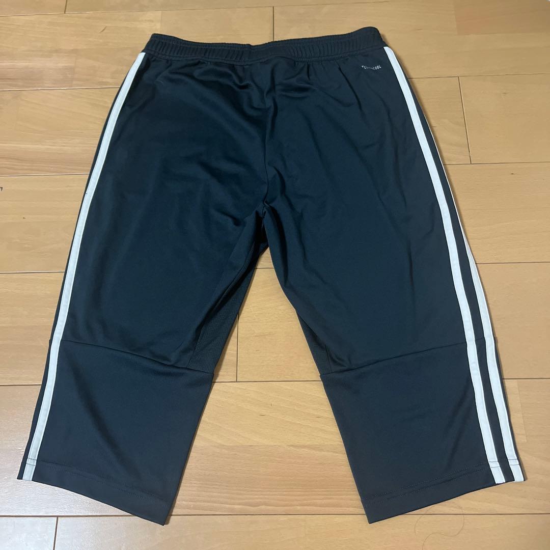 レアル・マドリード　トレーニングパンツ　七分丈　Ｍ
