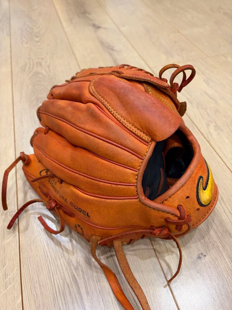 NIKE一般投手グローブ！廃盤品！上原浩治モデル！